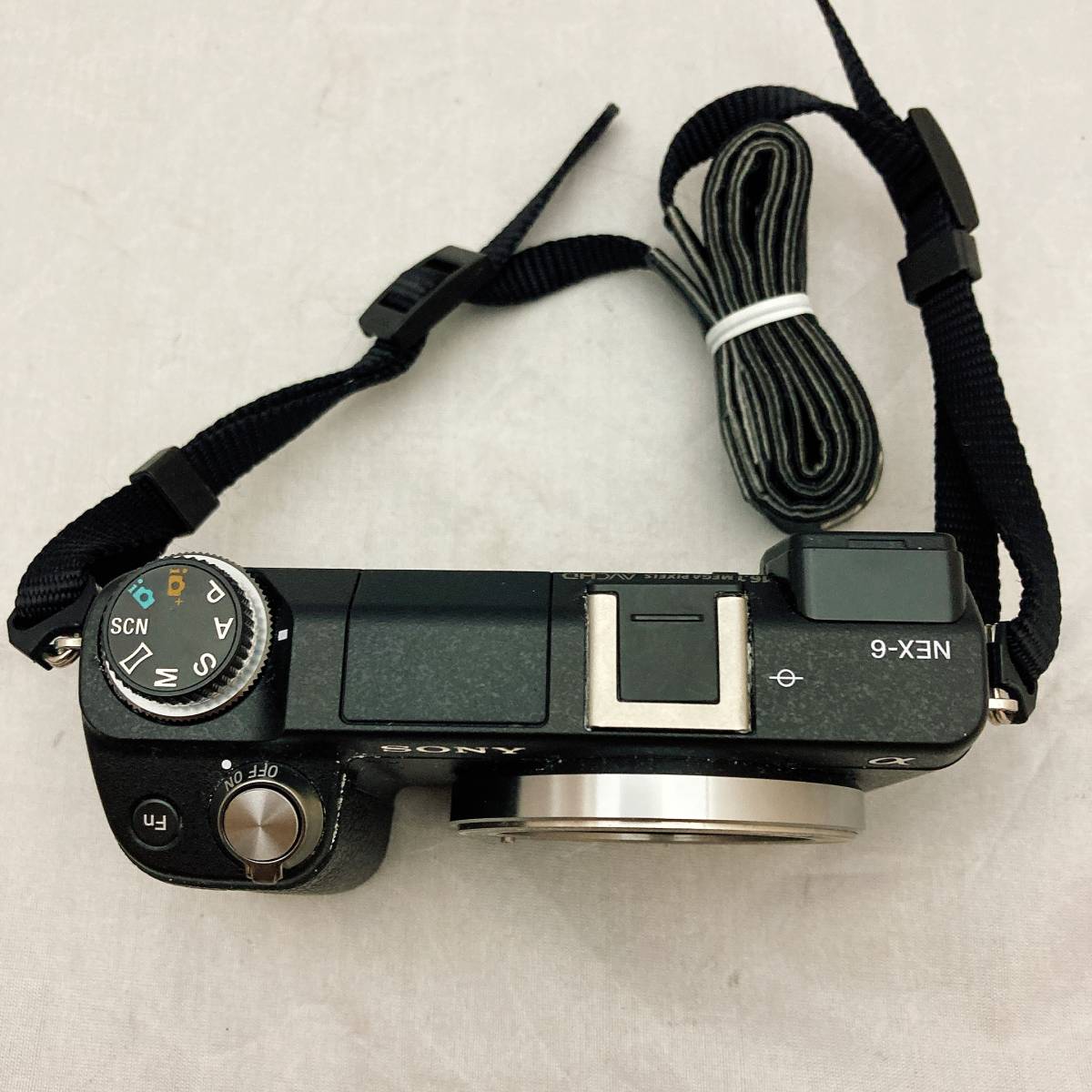 ソニー SONY α NEX-6 ボディ【元箱付き・付属品多数】 1円～ 超人気 SONY ソニー α NEX-6 ブラック ボディ 元箱付属多数