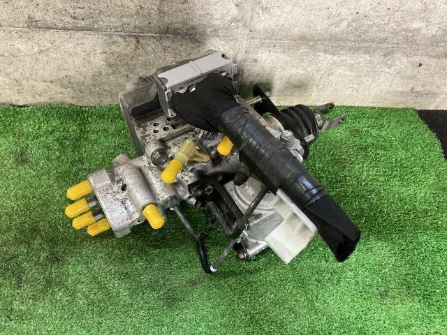 【Ｅ】ＺＶＷ30　プリウス　ABSアクチュエーター　ブレーキブースター　ブースターポンプ　未テスト プリウス ZVW30 ABSアクチュエーター 0 2台分 A02703-W)プリウス（ZVW30）後期型☆純正☆ABSアクチュエーター
