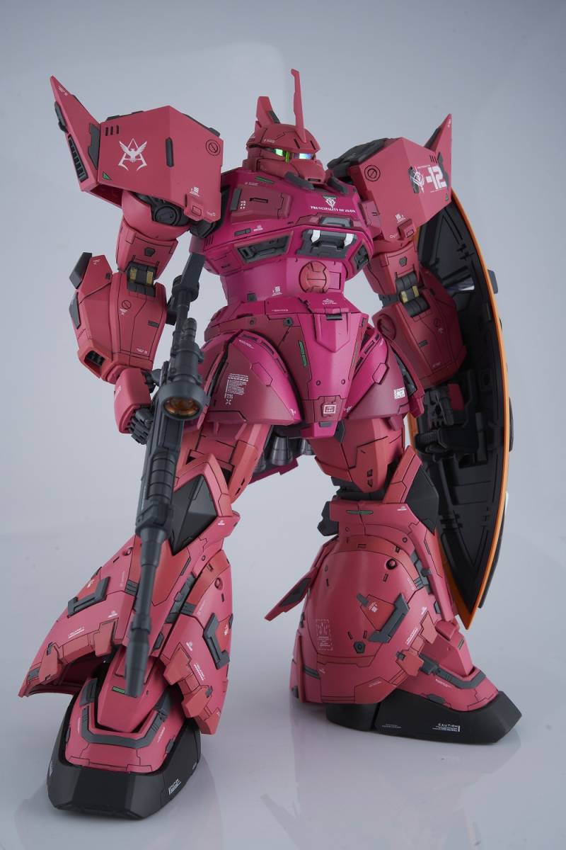 MG 1/100 シャア専用ゲルググ Ver.2.0 改修塗装済み完成品