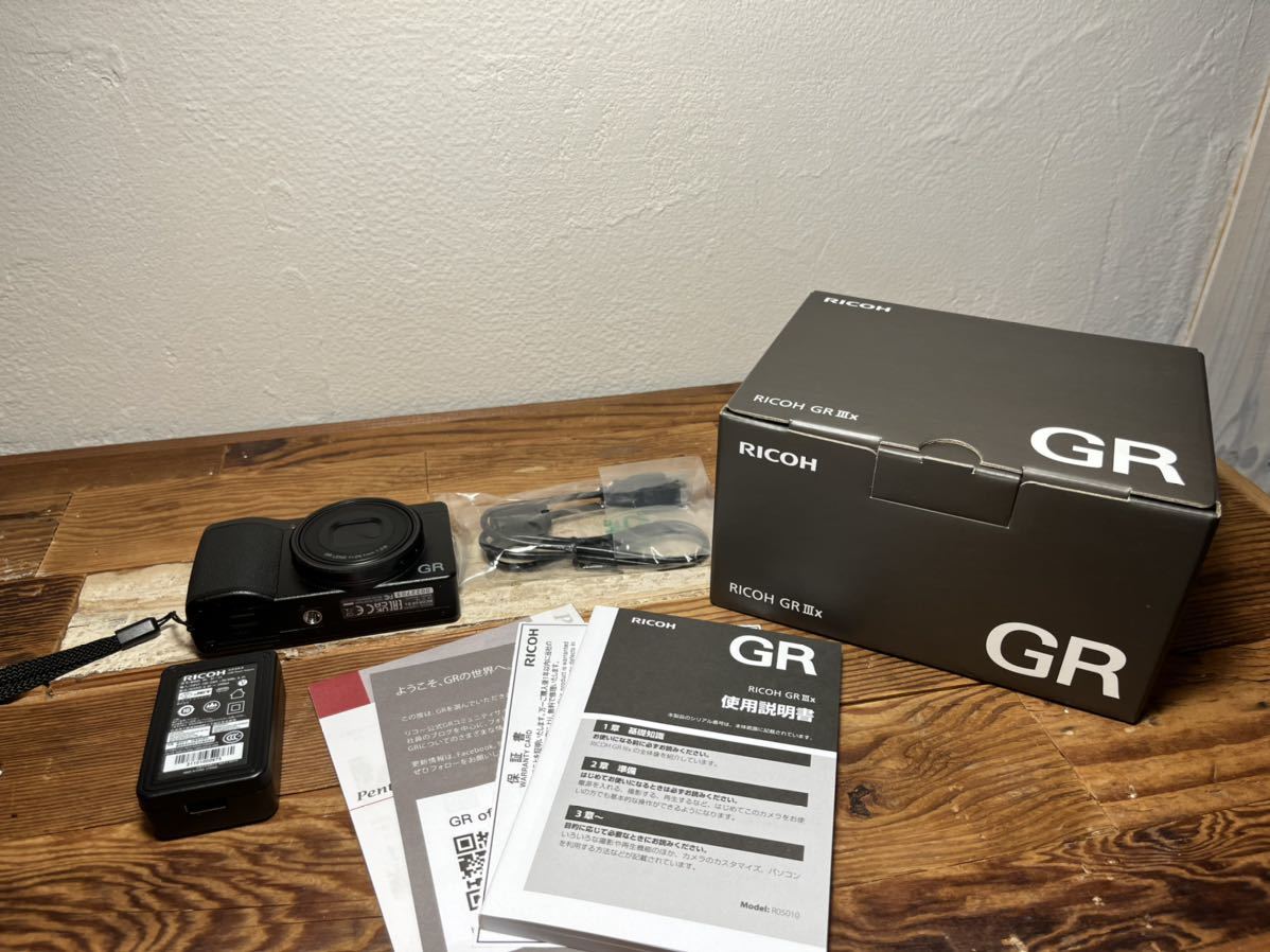 RICOH GR iiix GR3x リコー コンパクトカメラ ほぼ未使用 40mm(リコー 