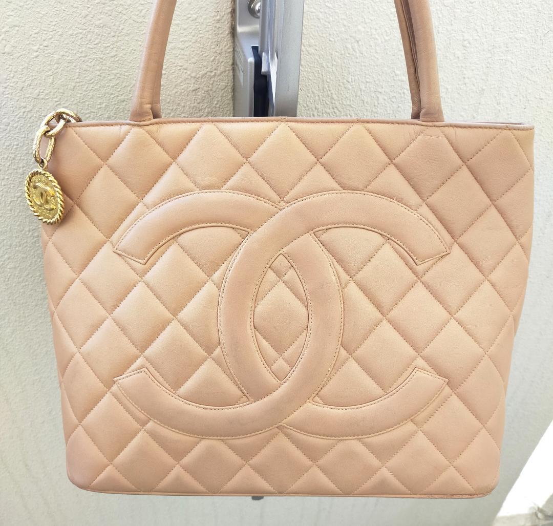 限定SALE，最新作 CHANEL シャネル 復刻トート ラムスキン ゴールド金具 トートバッグ(ハンドバッグ)｜売買されたオークション情報、yahooの商品情報をアーカイブ公開 - オークファン かばん、バッグ