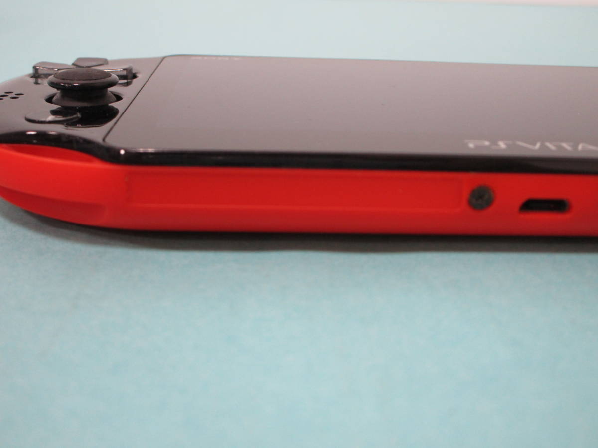 Vita PlayStation Wi-Fiモデル Black) (Red ブルー⁄ブラック