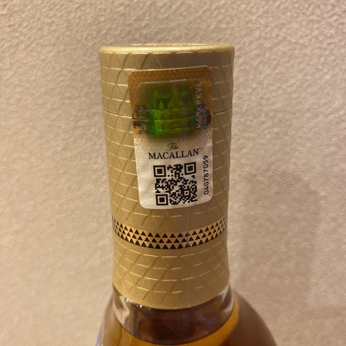 新品 未開栓ザ・マッカラン 12年 トリプルカスク 700ml 箱付き ザ 