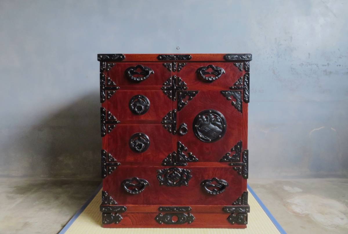 送料無料岩谷堂箪笥 伝統工芸品 和箪笥 チェスト 鉄器金具付き