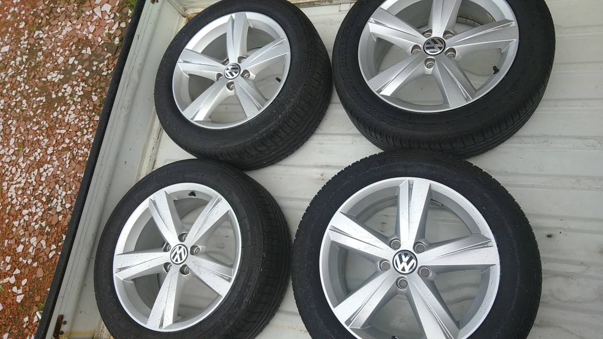 フォルクスワーゲンカリフォルニア215/55 R17
