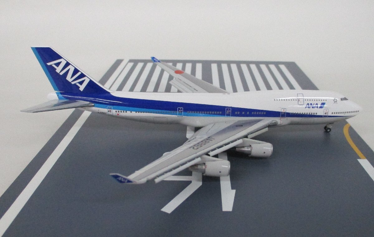 全日空商事 NH40045 1/400 B747-400 ANA RWY16R of RJAA JA8962