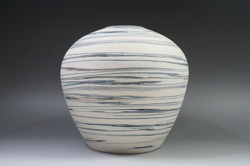 人気作家　梶谷ばん作 花瓶 壺 H328◇人気陶芸家【梶谷胖】造 練上彫壷 「渦のある風景」 共箱付 高約