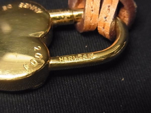 HERMESエルメス カデナ 弱かっ 2004 限定品