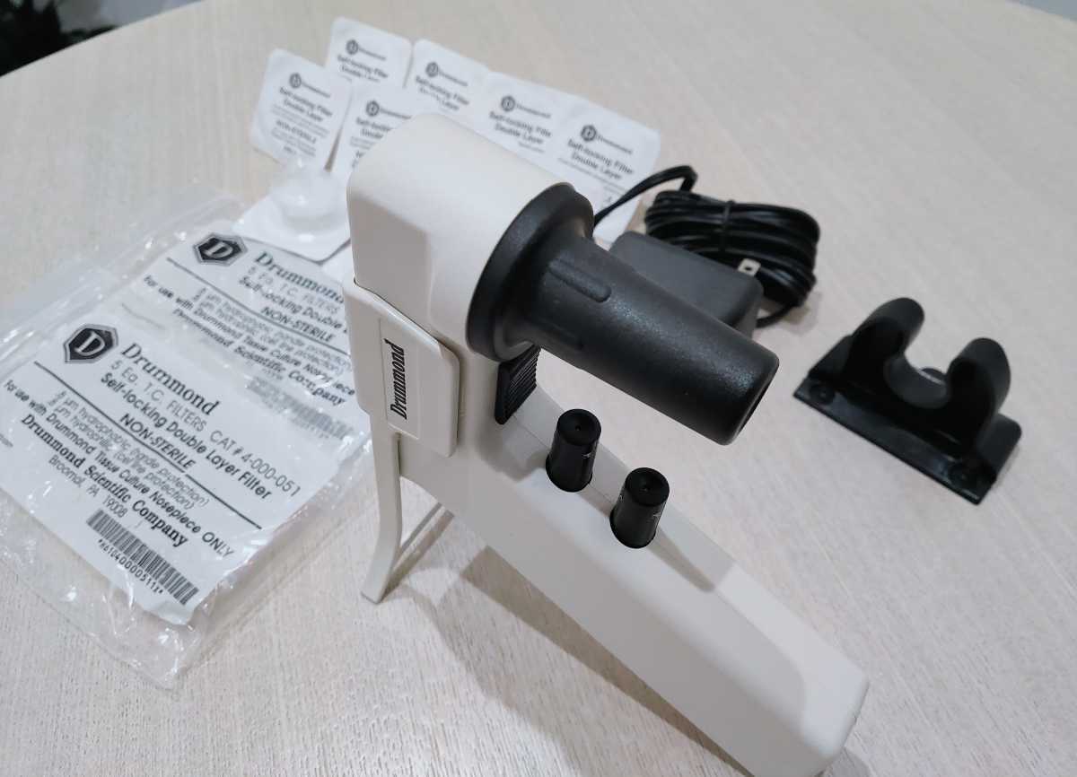 Drummond 電動ピペッター（ピペット・エイド） XP_4