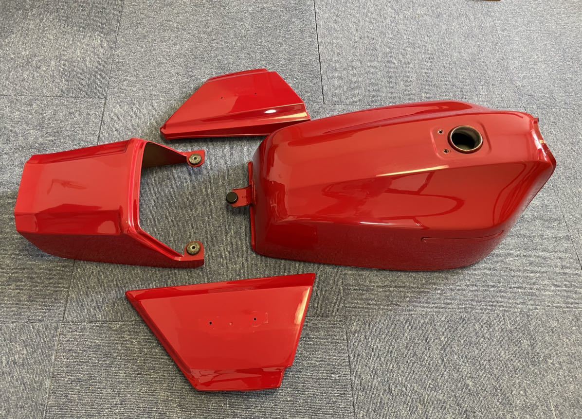 新品‼️純正品 カワサキ Z400FX E1 ガソリンタンク 赤(カワサキ 新品‼️純正品 カワサキ Z400FX E1 ガソリンタンク 赤(カワサキ