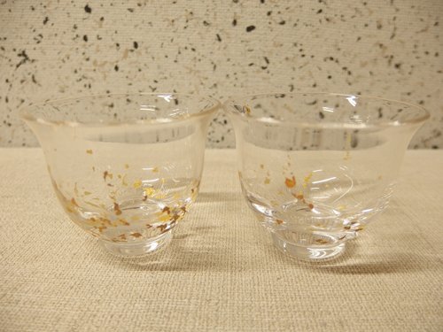 0820082w【ぎやまん 義山煎茶椀 五客揃 冷茶用 金箔 ガラス グラス】口径φ6.5×H5.2cm程度/未使用保管品 ガラス・義山（ギヤマン）の茶道具特集 | 千年の香り スープカップ (味ごはん茶碗ペア・浅小鉢ペア・7寸皿 今岡妙見作