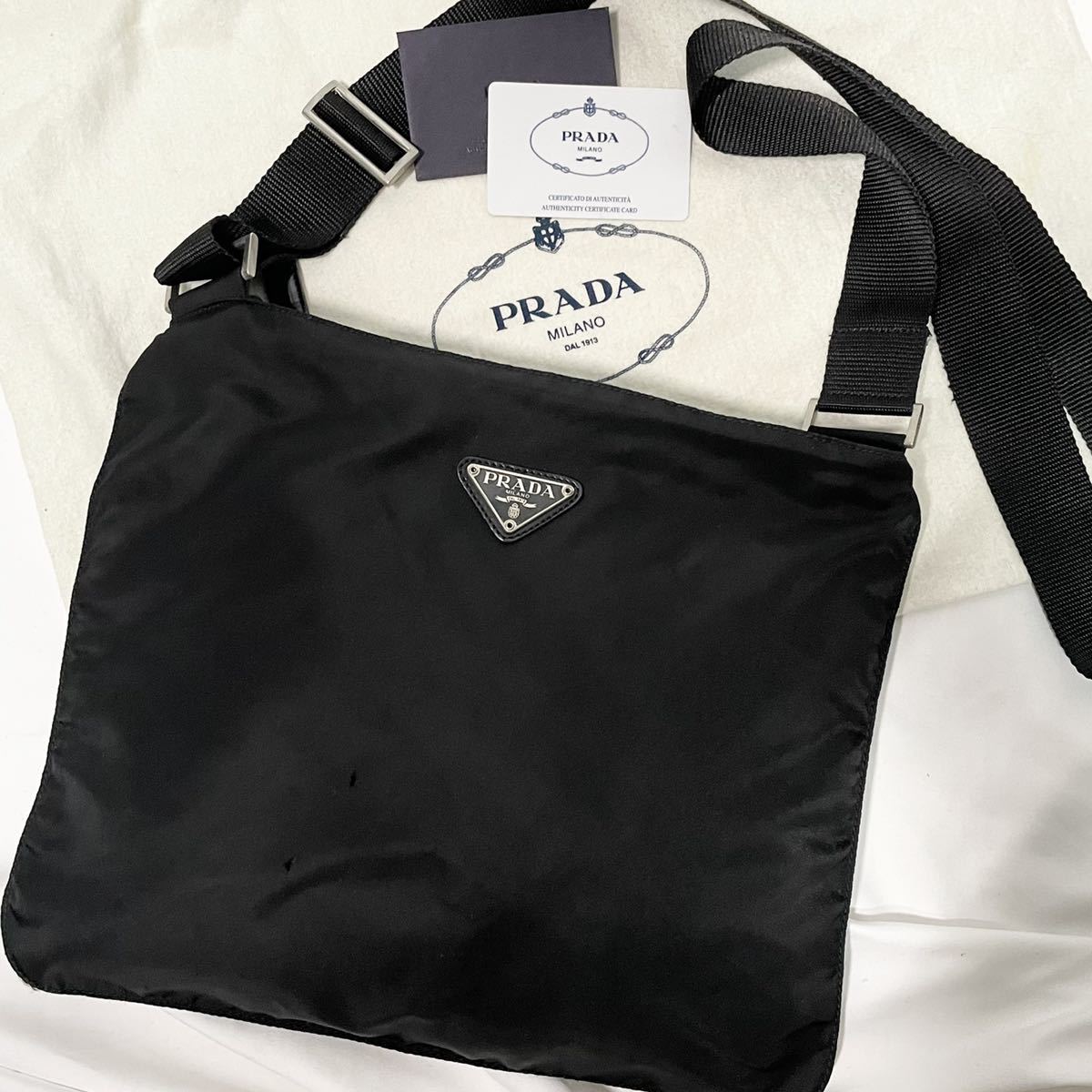 1円○高級品○PRADA プラダ 三角ロゴ プレート ショルダーバッグ