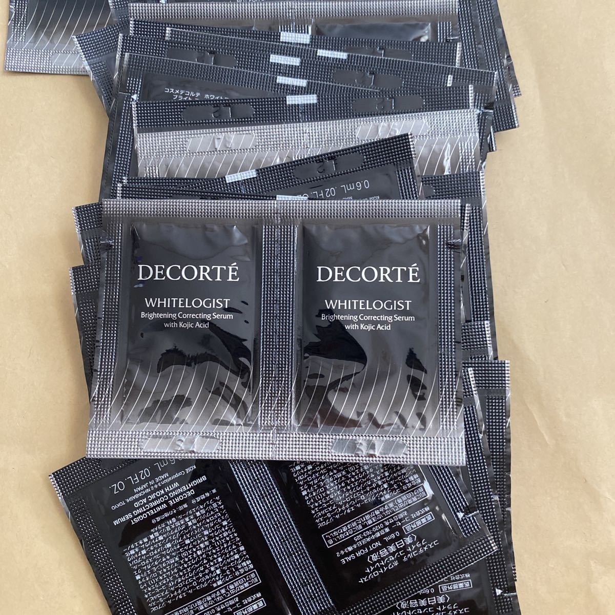  コスメデコルテ ホワイトロジスト ブライト コンセントレイト美白美容液0.6ml x40包(美容液)｜売買されたオークション情報、yahooの商品情報をアーカイブ公開 - オークファン コスメデコルテ