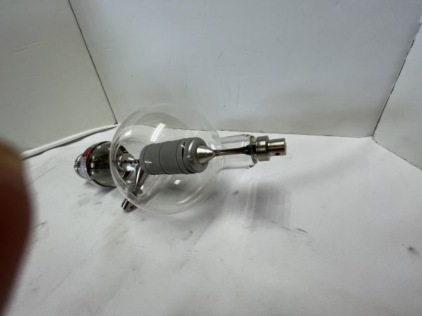 ジャンク】TOSHIBA/真空管 送信管 5T31 450TH 全長 約310mm 最大部直径
