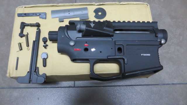 ジャンク品、マルイM4系電動ガン用フレームです。G&P,VFC,GHK,M4,AK