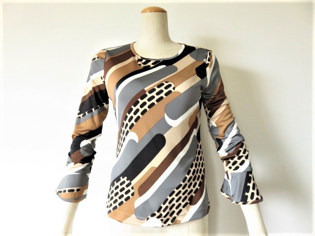  同様 ラピーヌ pierre cardin ピエールカルダン 高級 カットソー 9号 M 上質 ブラウン 送料185円 w1063(Mサイズ)｜売買されたオークション情報、yahooの商品情報をアーカイブ公開 - オークファン Mサイズ
