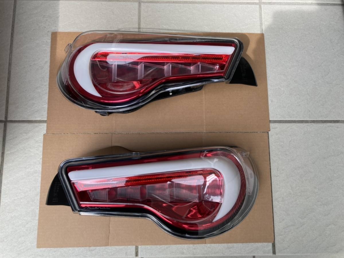 ZN6 86用 ZC6 BRZ用 バレンティLEDテールランプ生産終了品 希少 