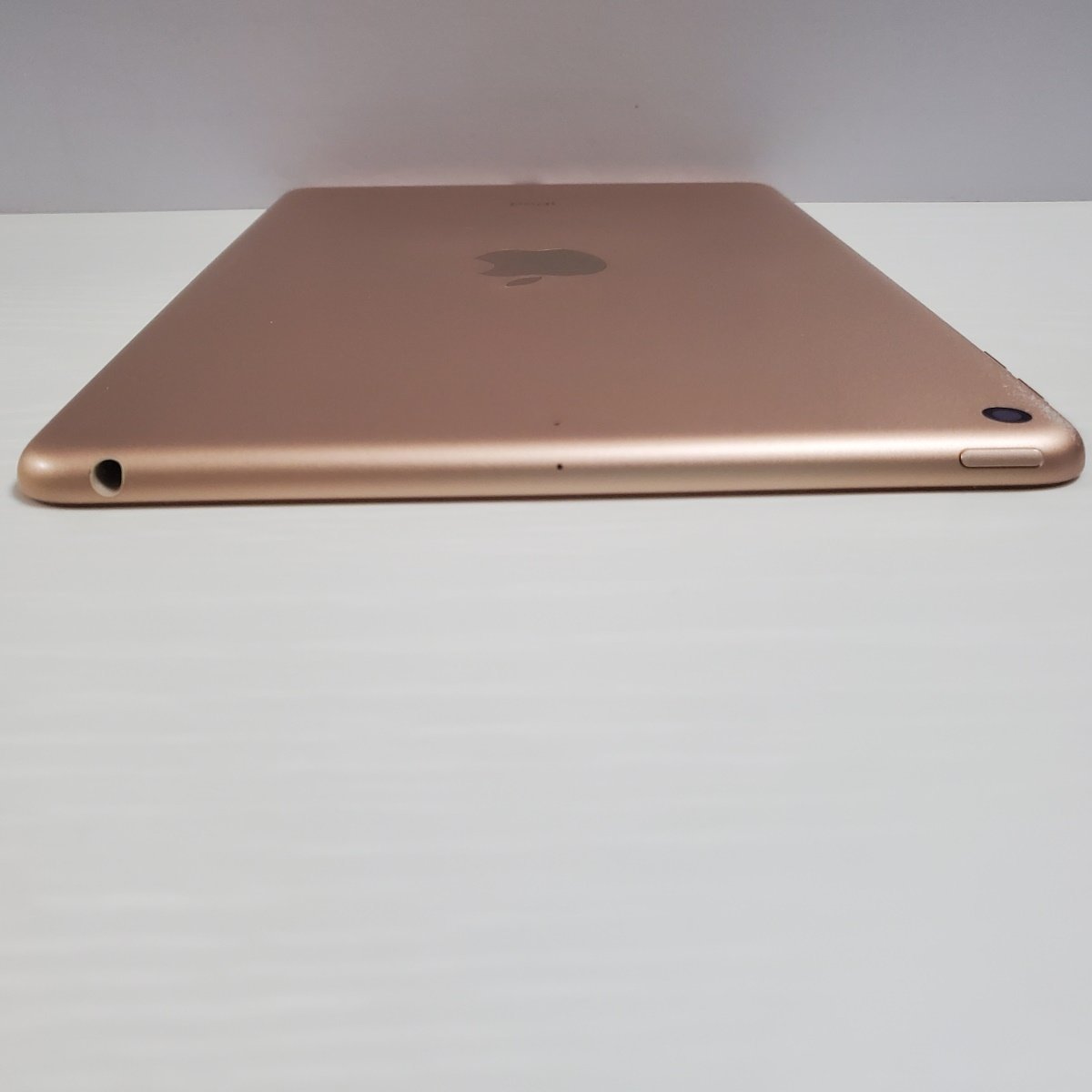 ☆【22510WM】 ジャンク Apple MUQY2J/A iPad mini (第5世代) ゴールド