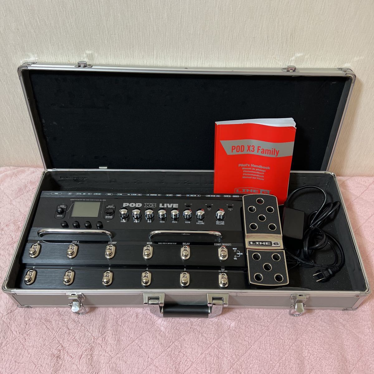 楽器・機材 LINE6 POD X3 LIVE ギターエフェクター ケース付き