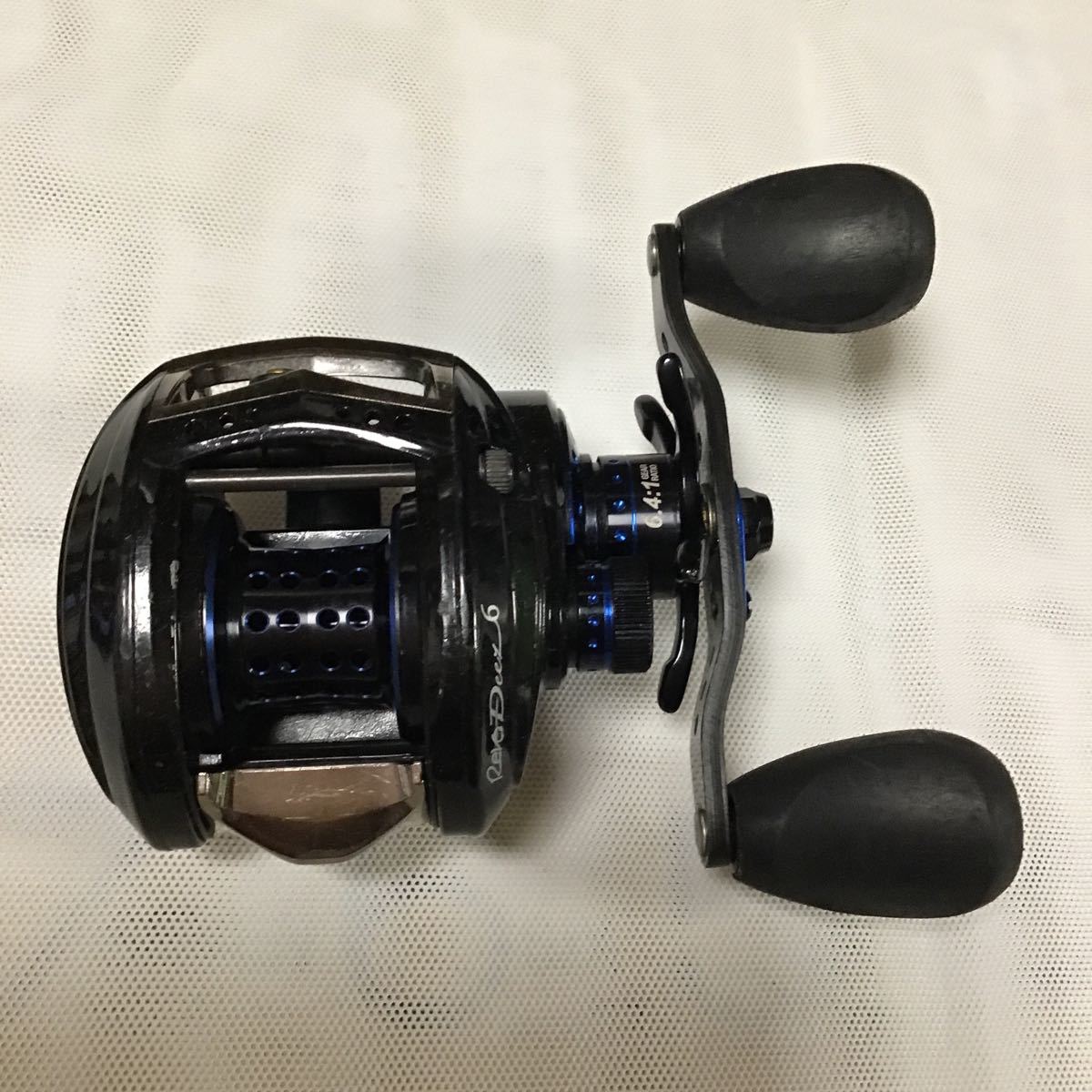 アブガルシア REVO DeeZ 6 右ハンドル