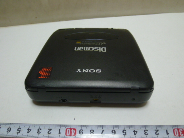 SONY Discman ポータブルCDプレーヤー D-33 再生OK その他動作未確認