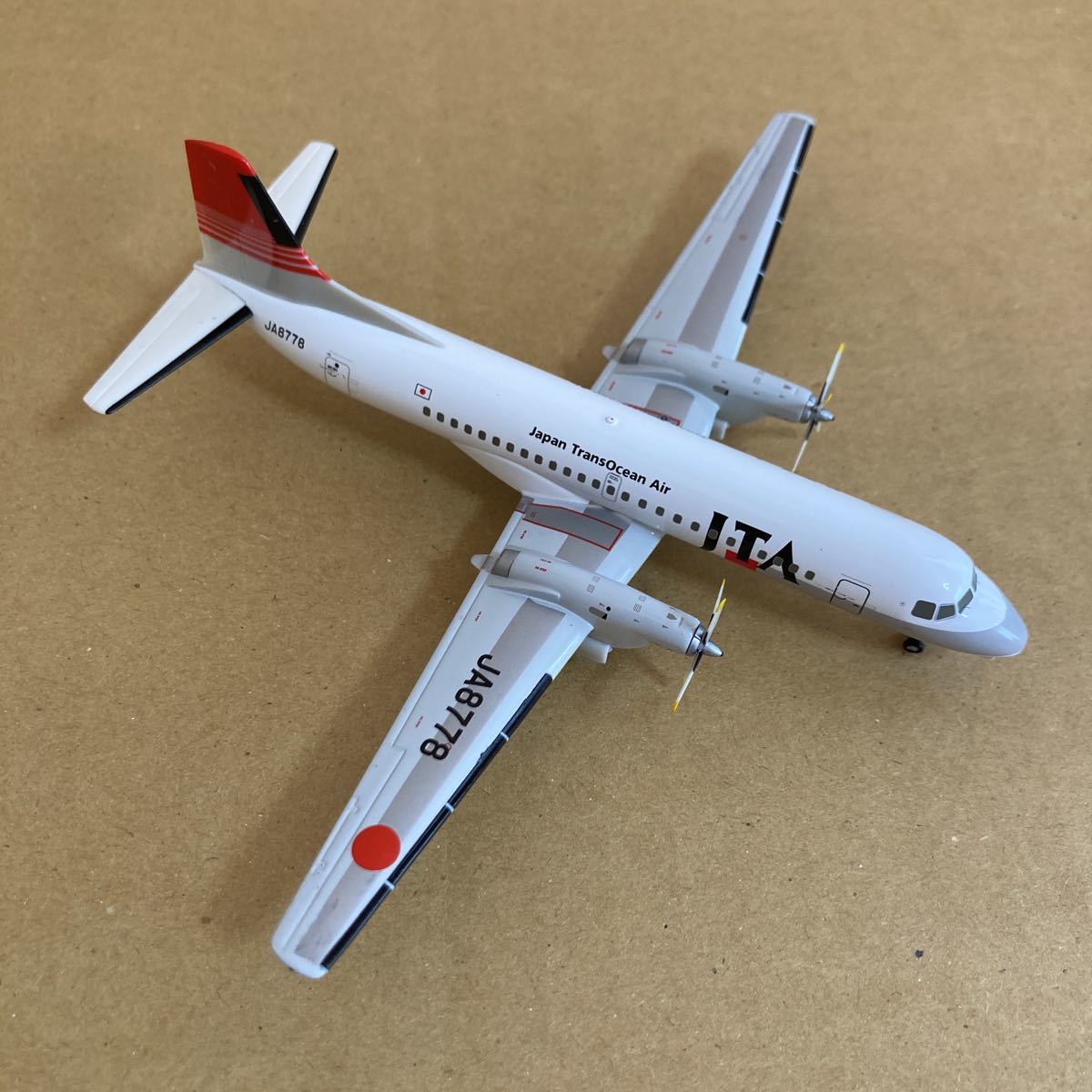 □全日空商事 1/500 日本トランスオーシャン航空 YS-11A JA8794