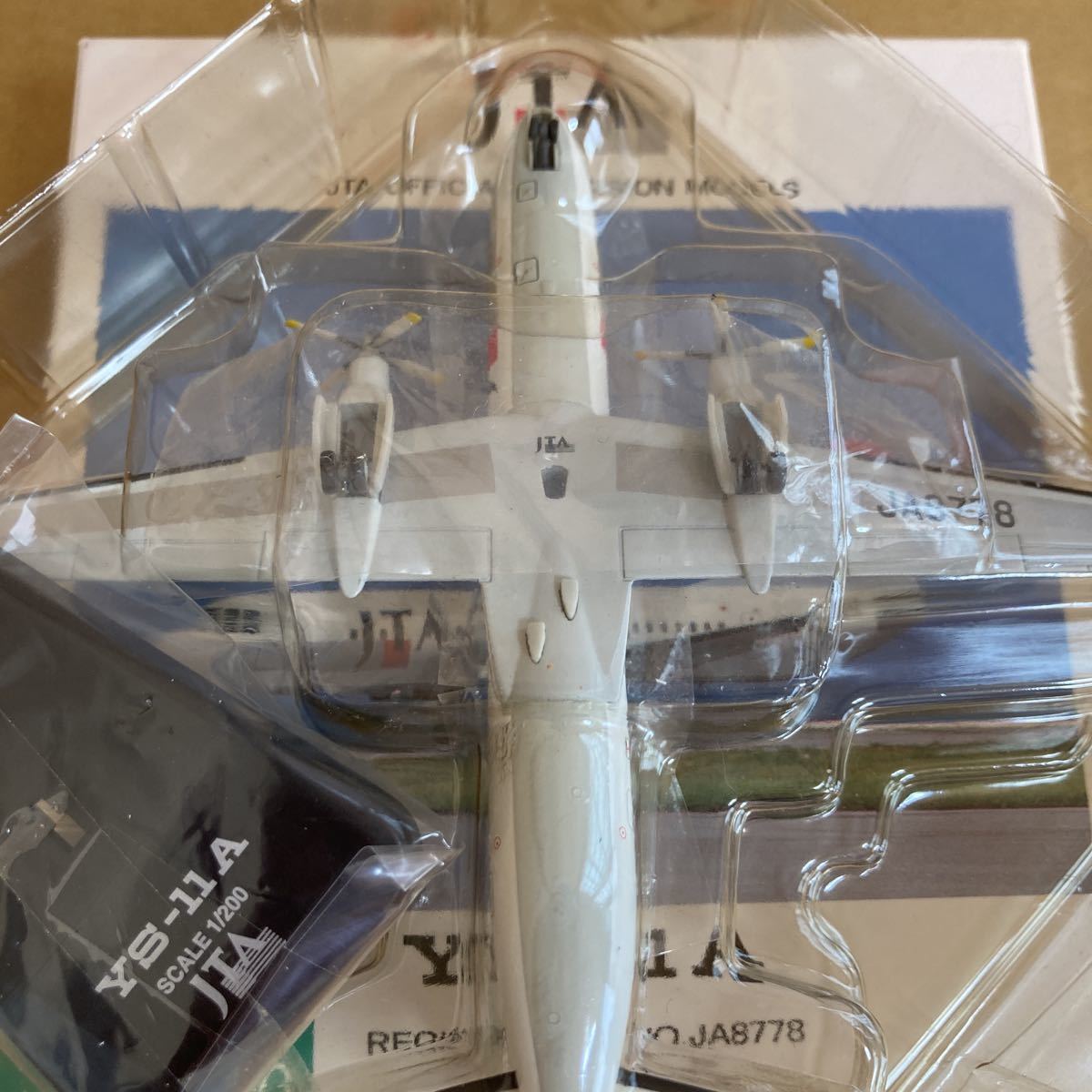 □全日空商事 1/200 JTA YS-11A JA8778 【中古品】□日本トランス