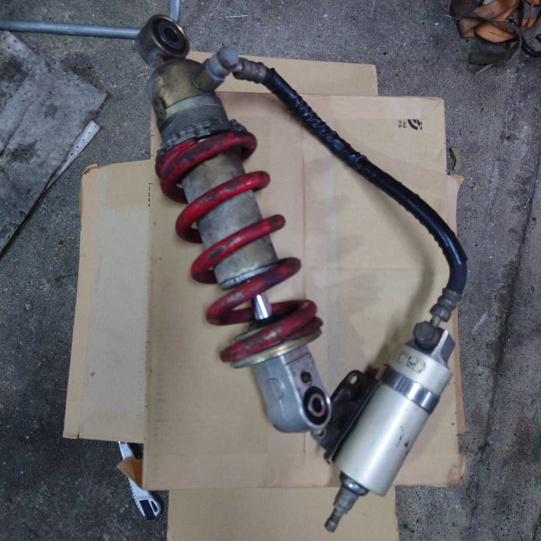 NSR250 MC28 リアサスペンション NSR250R MC28 NSR250(MC28)の純正リア