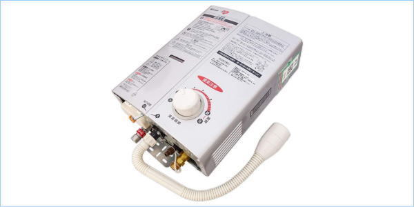 驚きの破格値，人気 DSE 品 Rinnai リンナイ ガス瞬間湯沸器 12A 13A RUS-V560 SL シルバー 2015年製 都市ガス用(給湯設備)｜売買されたオークション情報、yahooの商品情報をアーカイブ公開 - オークファン 給湯設備