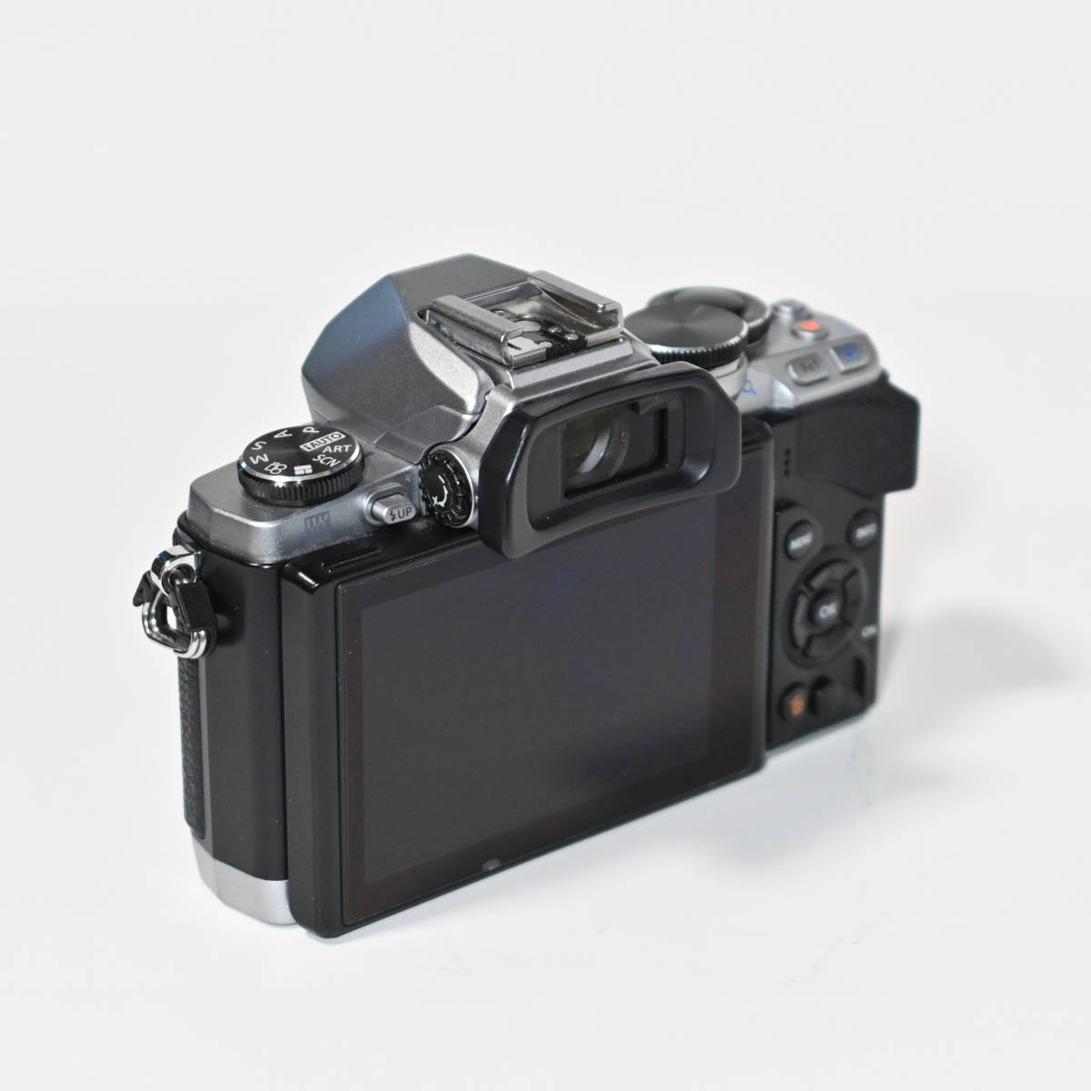 カメラ OLYMPUS OM-1 予備レンズ等 多数おまけ付き「動作未確認」