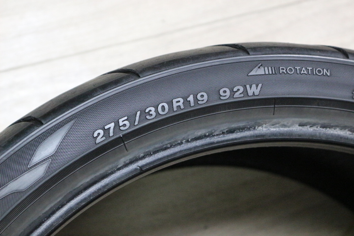ヨコハマ 275&frasl;30R19 アドバン 1本のみ アドバンスポーツ ４本セット 19年製バリ溝☆275/30R19 ヨコハマ アドバン NEOVA AD08R 2本 GTR R34 スカイライン フェアレディZ シルビア アリスト ランエボ チェイサー