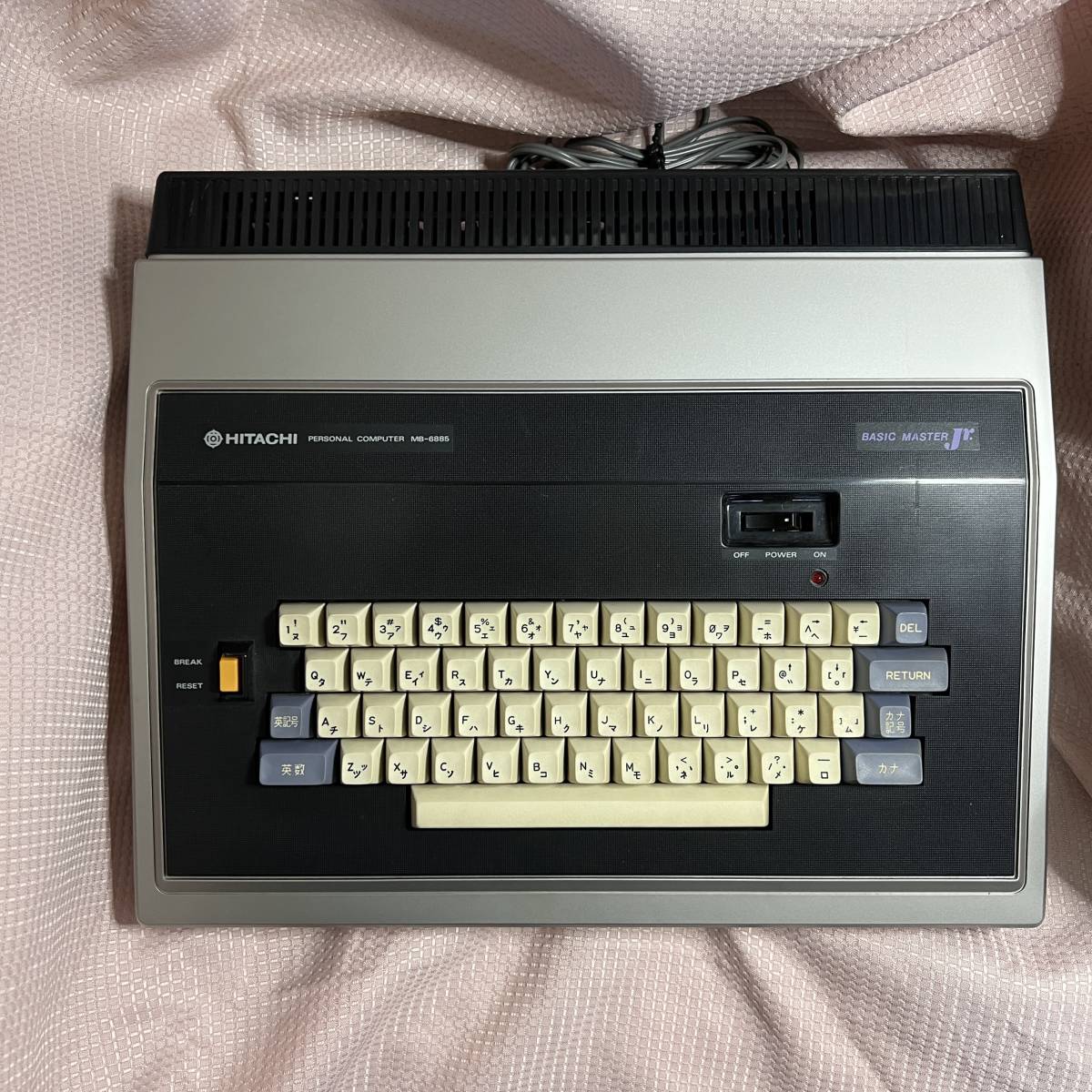 日立MB-6885ベーシックマスターjr +ディスプレイbasic master 日立 ベーシックマスター Jr MB-6885 ジャンク 日立MB-6885ベーシック