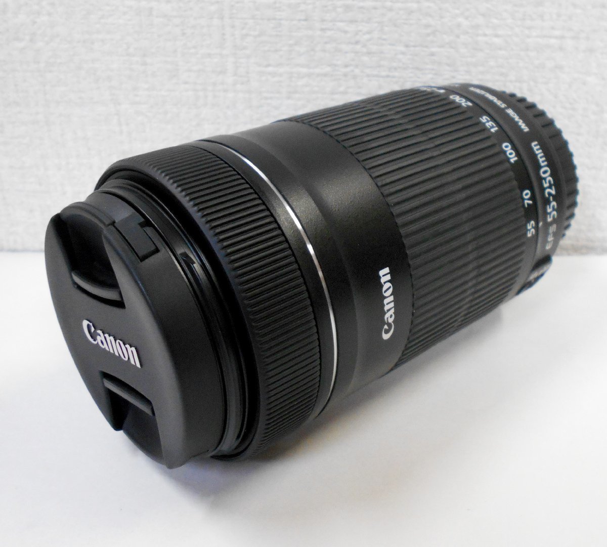 Canon ZOOM LENS EFS 55-250mm IMAGE STABILIZER MACRO 0.85m/2.8ft 