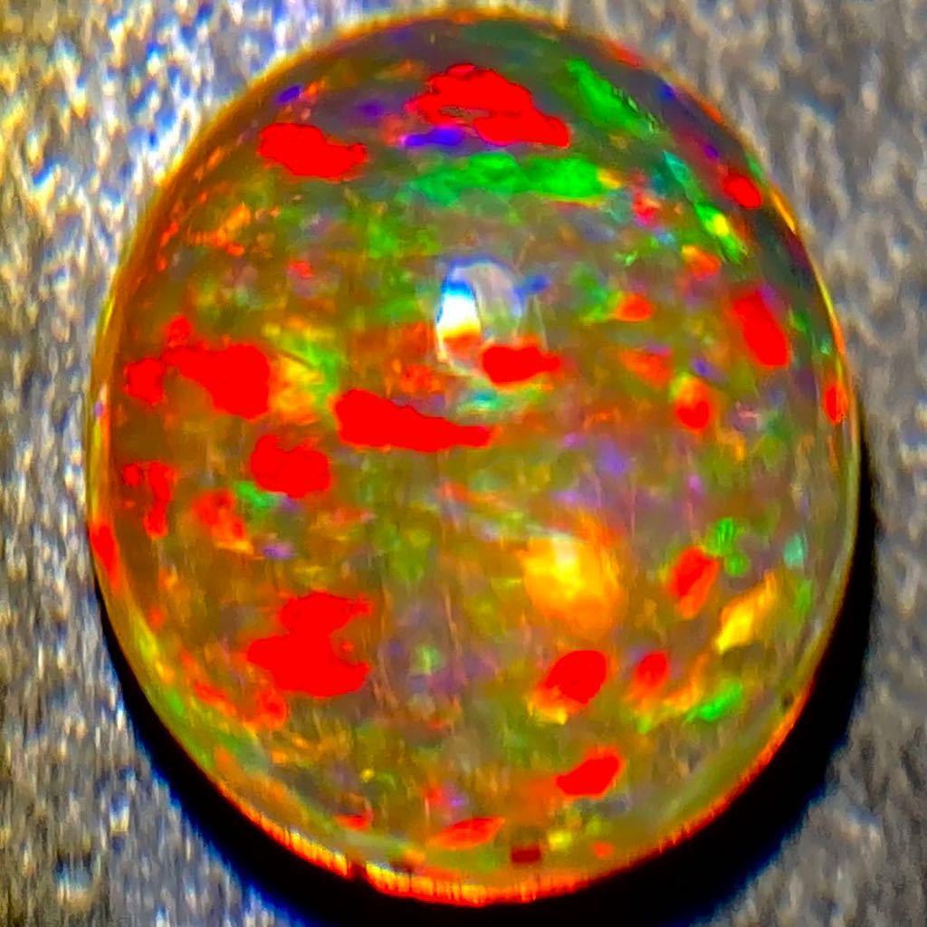 遊色効果抜群!!［天然オパール1.205ct］8.14×7.19mm ルース