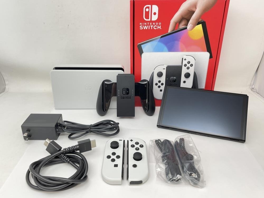 2306【美品】 Nintendo Switch（有機ELモデル） ホワイト Nintendo