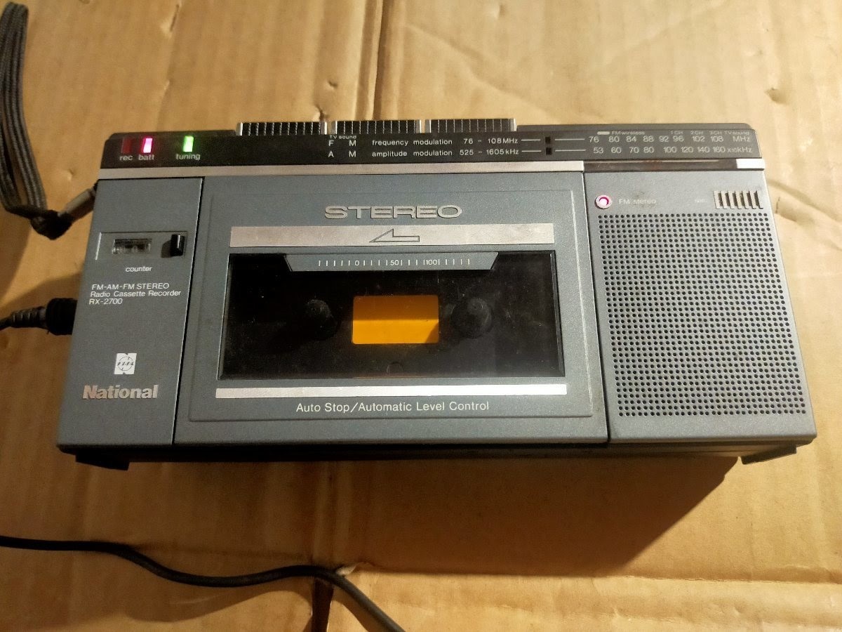 名機　National RX-2700 カセットレコーダー 定番，人気SALE National RX-2700 旅カセ カセットレコーダー ジャンク品