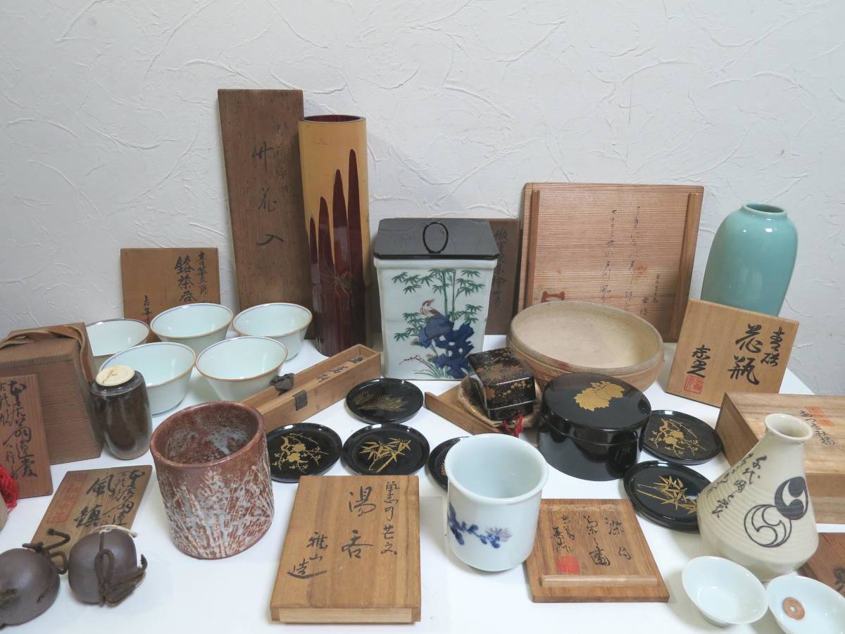 茶道具 木箱 まとめて セット 四方水指 建水 湯呑 徳利 花入れ