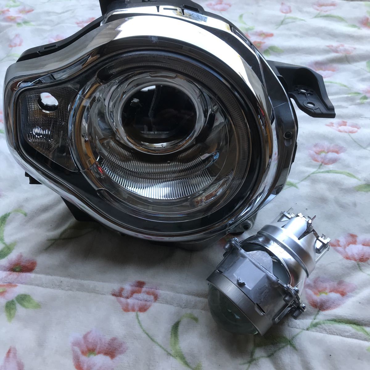 スズキハスラー MR41S 右ヘッドライト