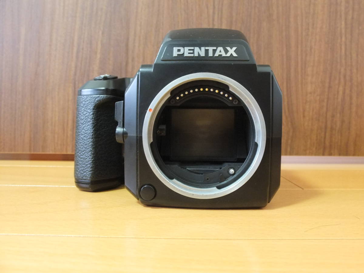 ジャンク】PENTAX 645N ボディのみ(通電不可・フィルムバックなし ジャンク】PENTAX 645N ボディのみ(通電不可・フィルムバックなし
