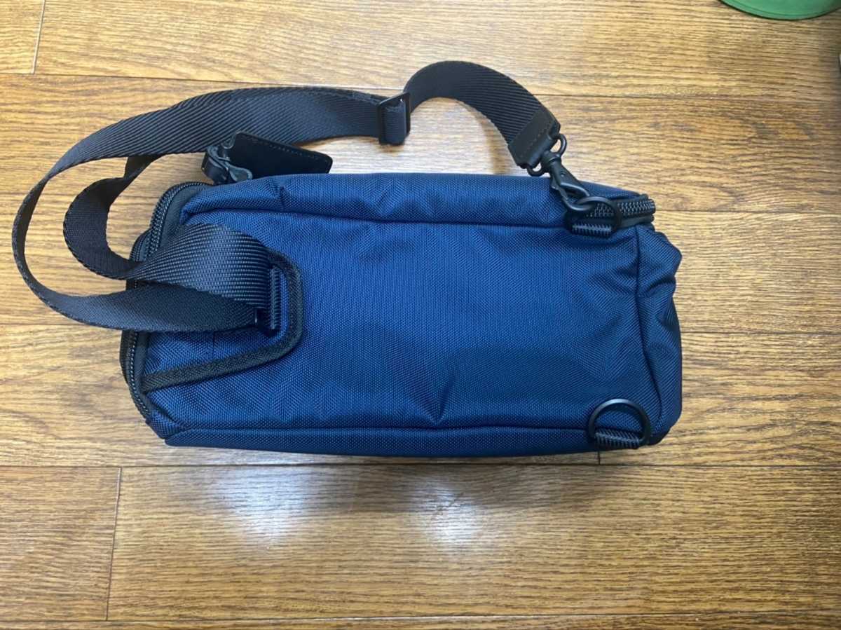 tumi ボディバック ショルダーバッグ ほぼ未使用 TUMI ボディバッグ 