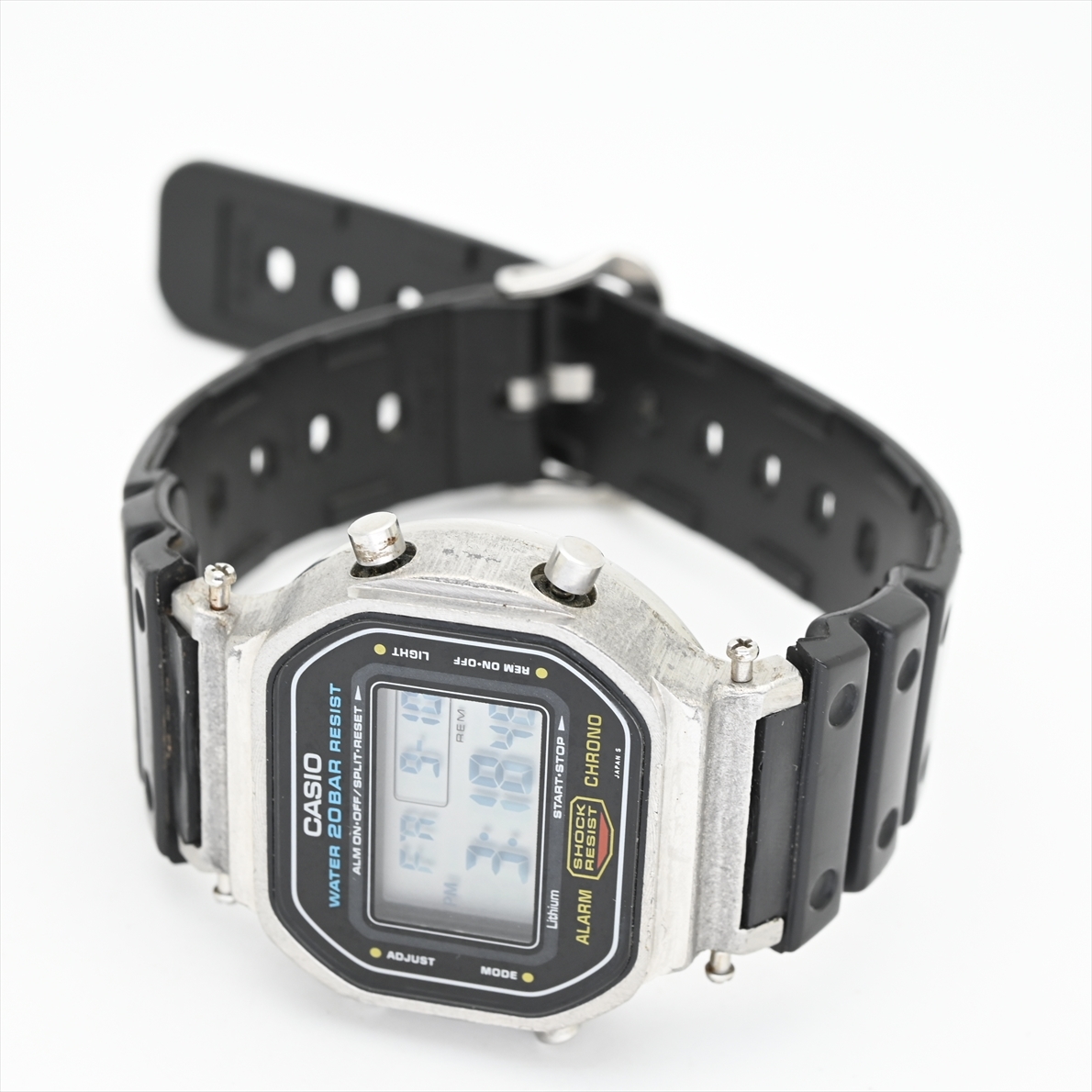 カシオ/G-SHOCK○1980年代 DW-5600 モジュール901 ビンテージ 電池交換
