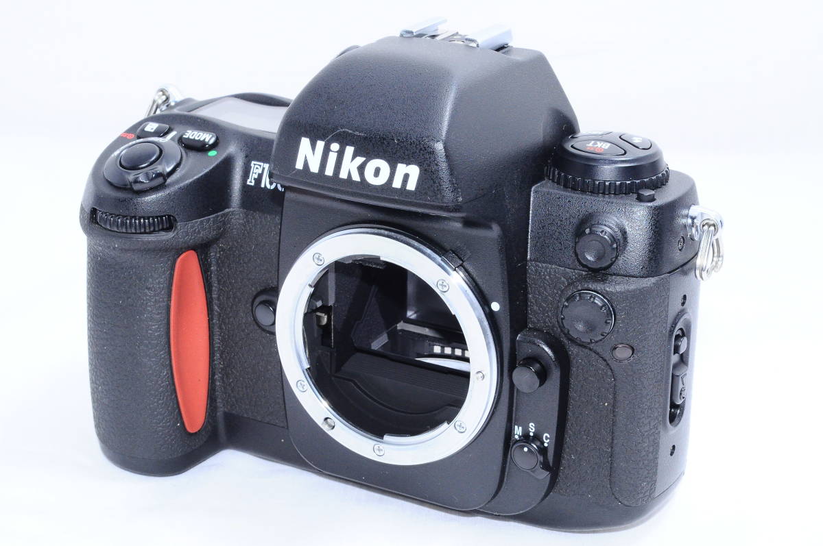 綺麗なNikon ニコン F100 フイルムカメラ 作動良好品【Nikon純正視度
