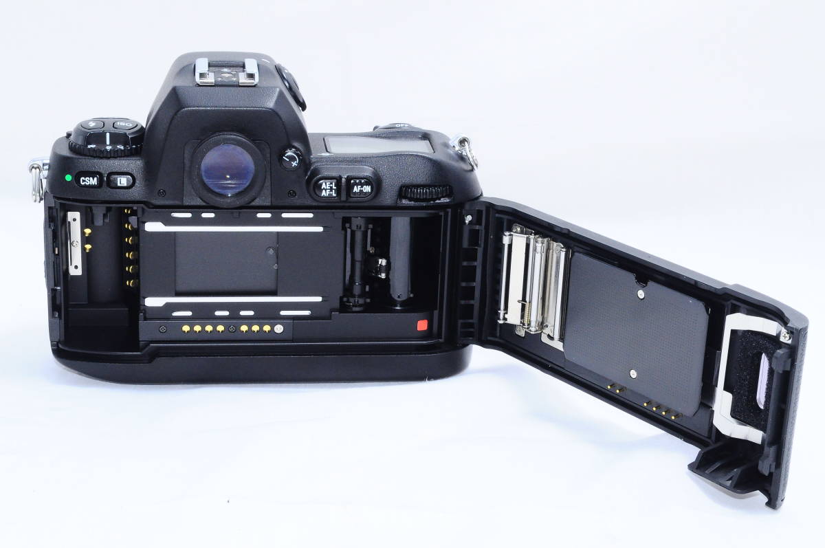綺麗なNikon ニコン F100 フイルムカメラ 作動良好品【Nikon純正視度