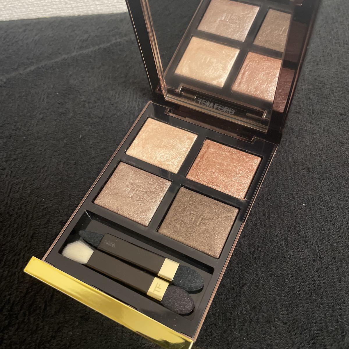TOMFORDのアイカラークォード□3Aヌードディップ□中古品□トム