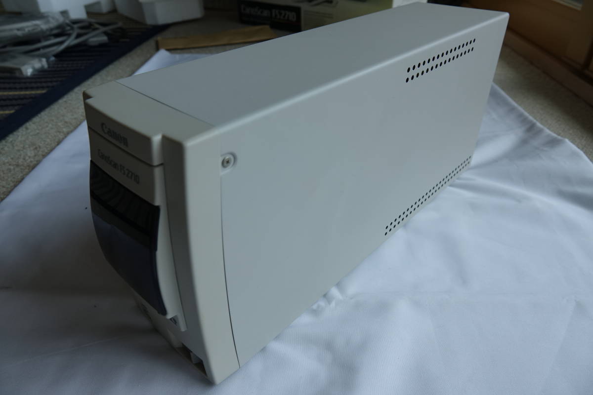 Canon】CanoScan FS2710 フィルムスキャナー 35㎜／APSフィルム 