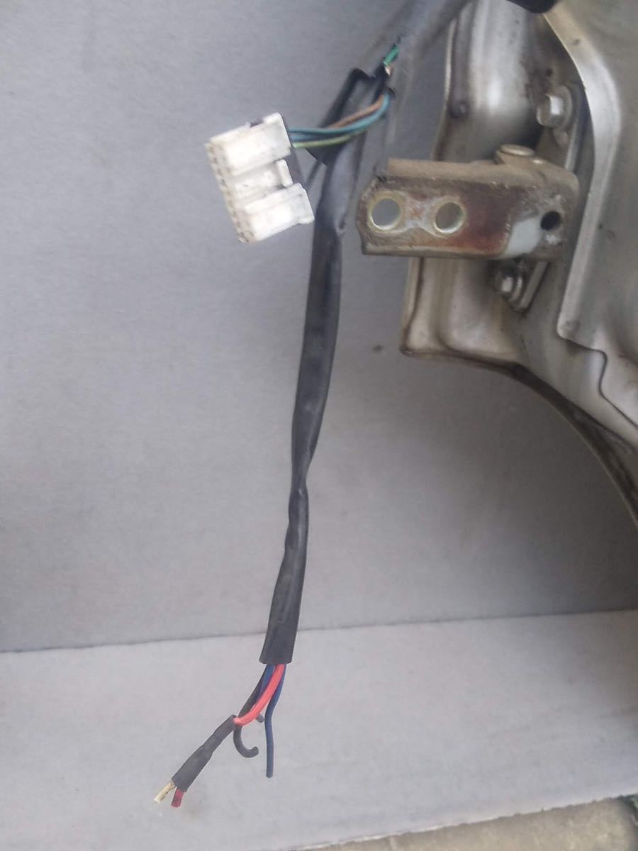 日産クリッパー(U71V)右フロントドア (シルバー)_4