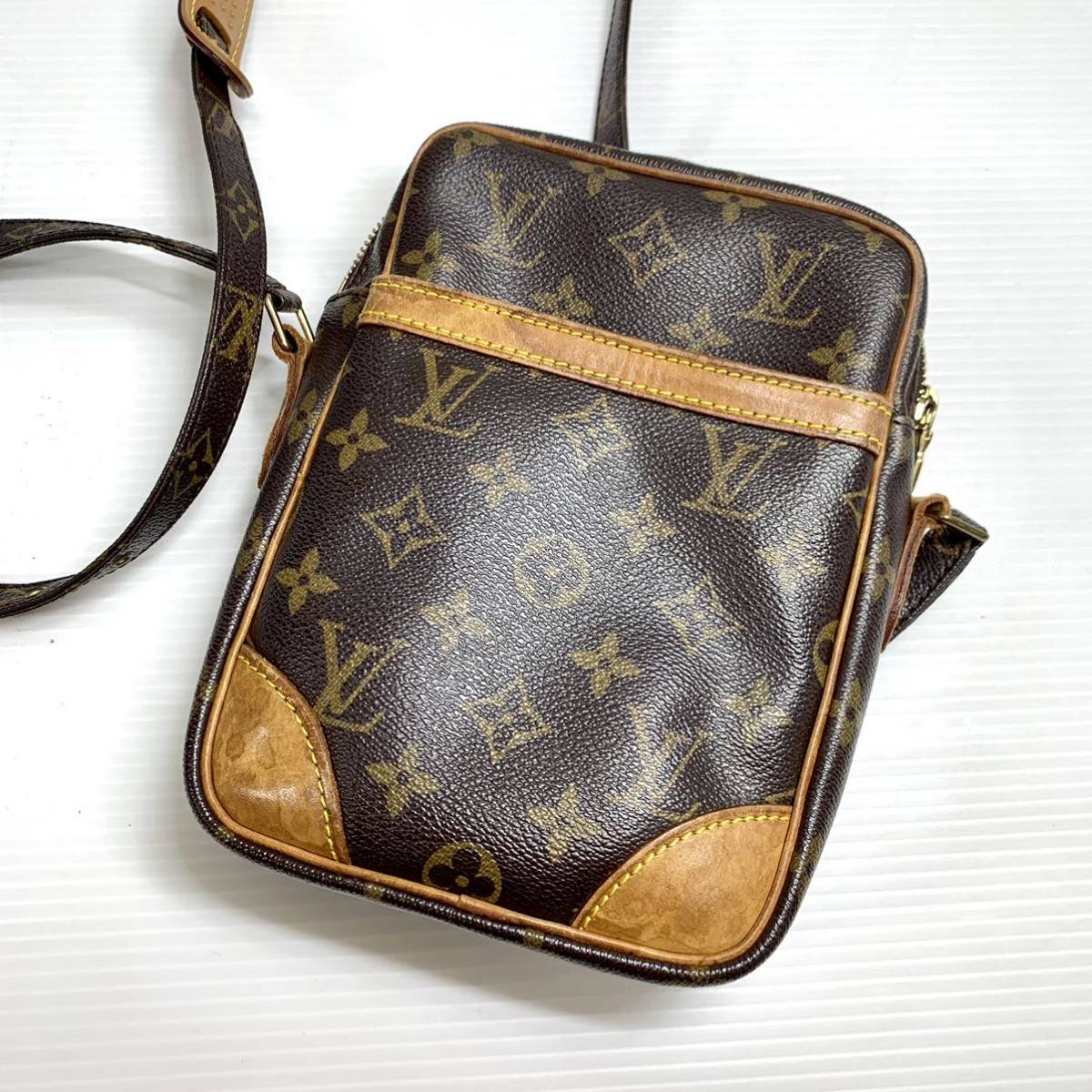 斜めがけショルダーバッグ LOUIS VITTON ダヌーブ モノグラム LV ルイ