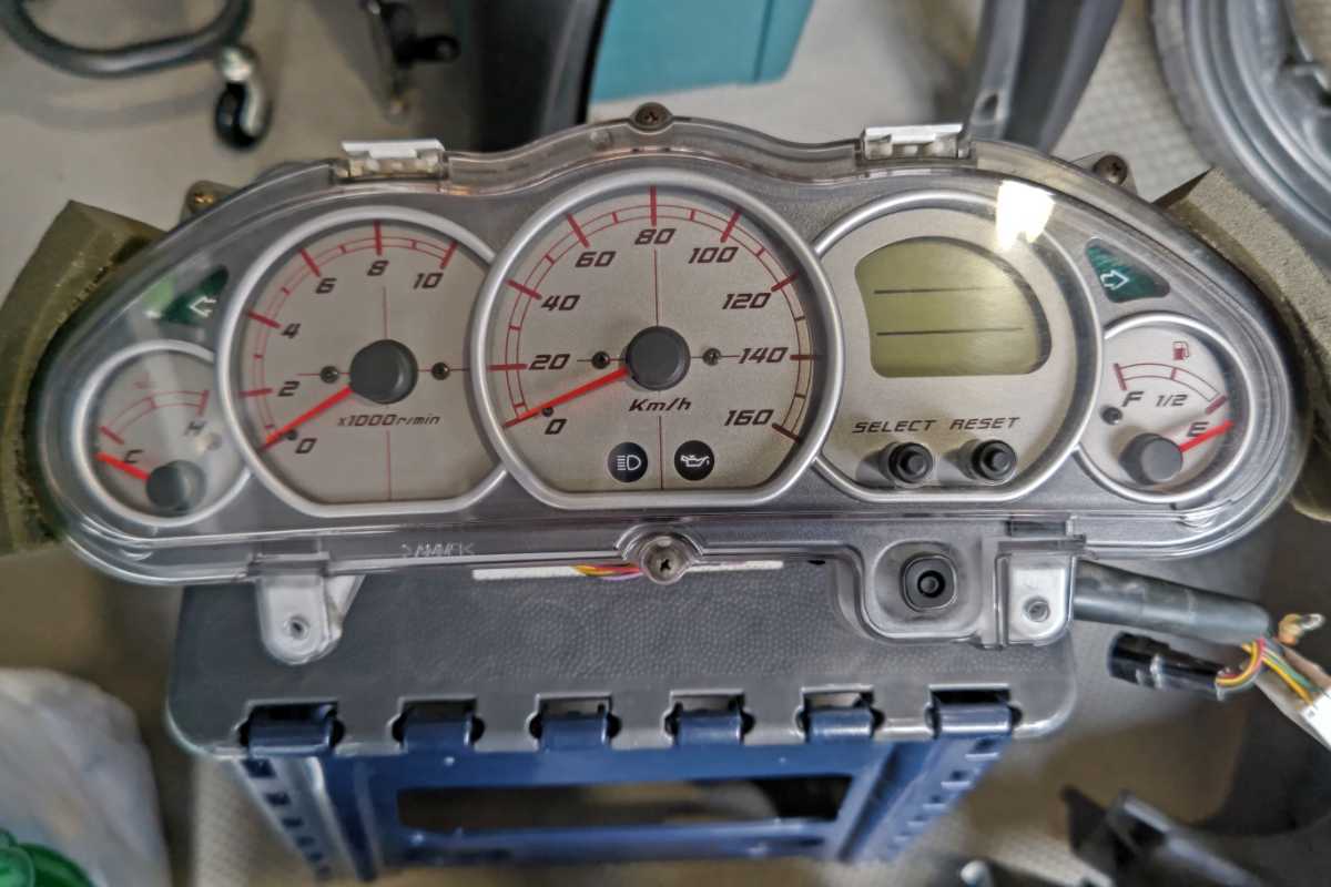 限定SALE，お得 ヤマハ純正 マジェスティ250 マジェCSG03Jスピード５連メーター(ヤマハ用)｜売買されたオークション情報、yahooの商品情報をアーカイブ公開 - オークファン ヤマハ用
