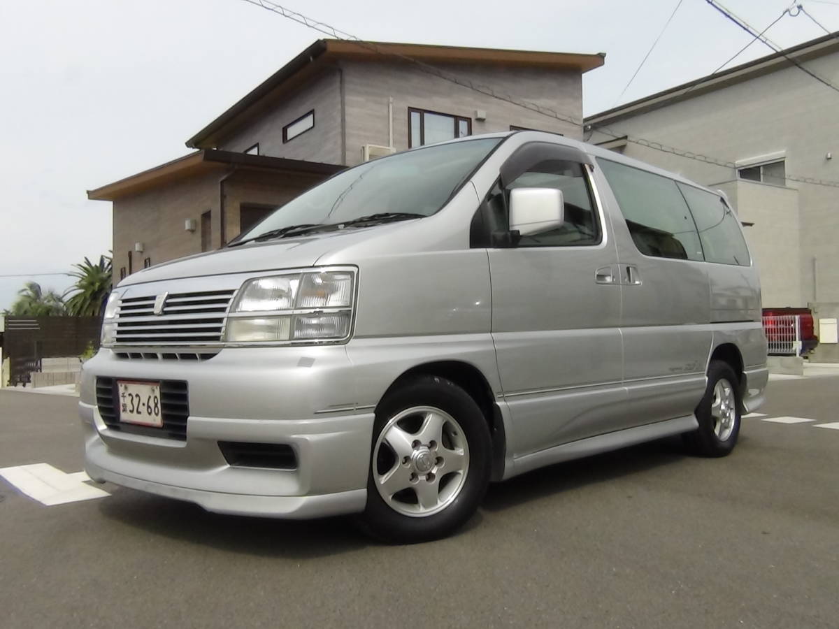 極上美車!奇跡の低走行4万キロ!エルグランドハイウェイスター 