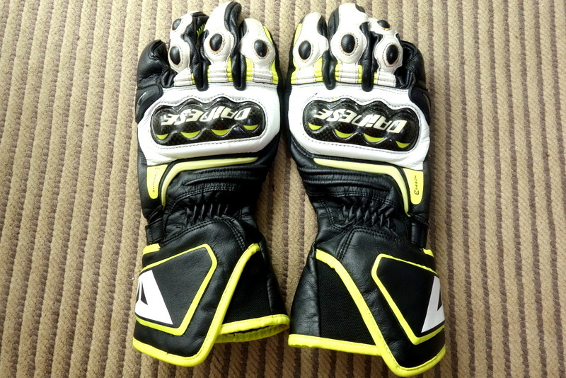 定番，高品質 格安 ダイネーゼ DAINESE CARBON D1 LONG GLOVES バイクグローブ サイズL(Lサイズ)｜売買されたオークション情報、yahooの商品情報をアーカイブ公開 - オークファン 一般